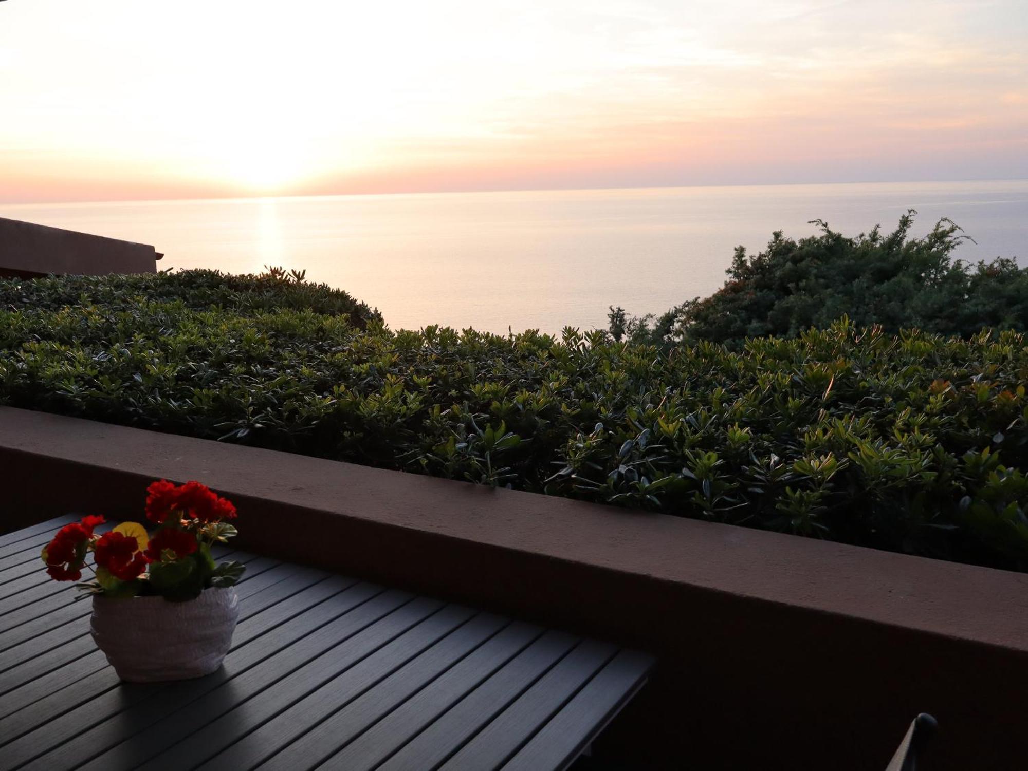Villino Vista Mare Lejlighed Costa Paradiso Eksteriør billede